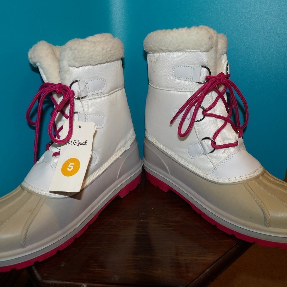 Cat & Jack Lined Winter Boots White with Pink Laces Size 5 - Picture 4 of 8